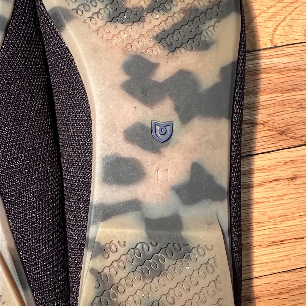 Like New Rothy's Black Slip-On Flats - Picture 6 of 6